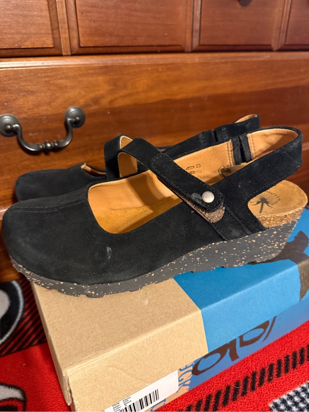 NIB OTBS Black Suede Platform Mary Jane Women's Shoes - Picture 2 of 8